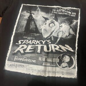 Disney’s women’s black T-shirt